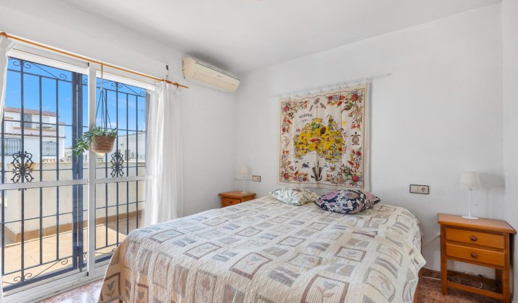 Resale - Terraced house - Torrevieja - Carrefour