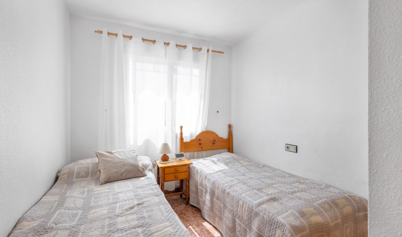 Resale - Terraced house - Torrevieja - Carrefour