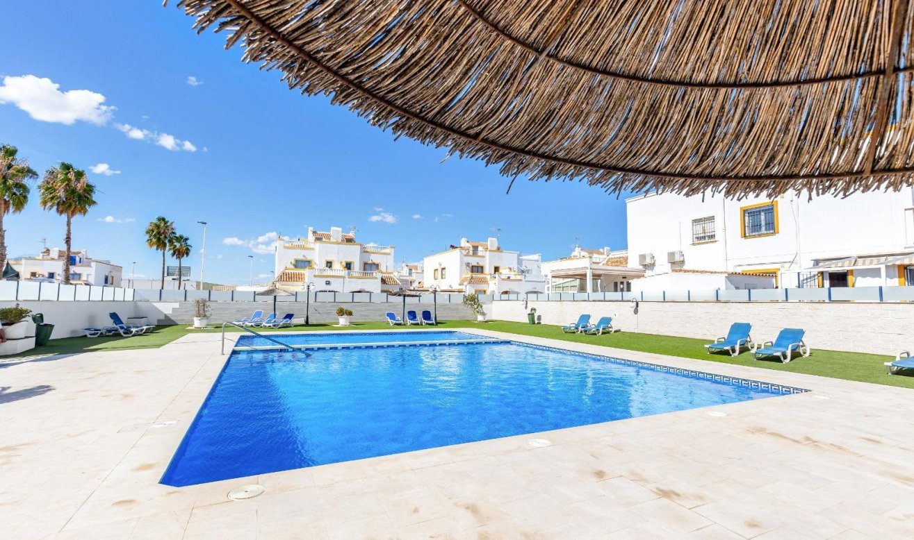 Resale - Terraced house - Torrevieja - Carrefour
