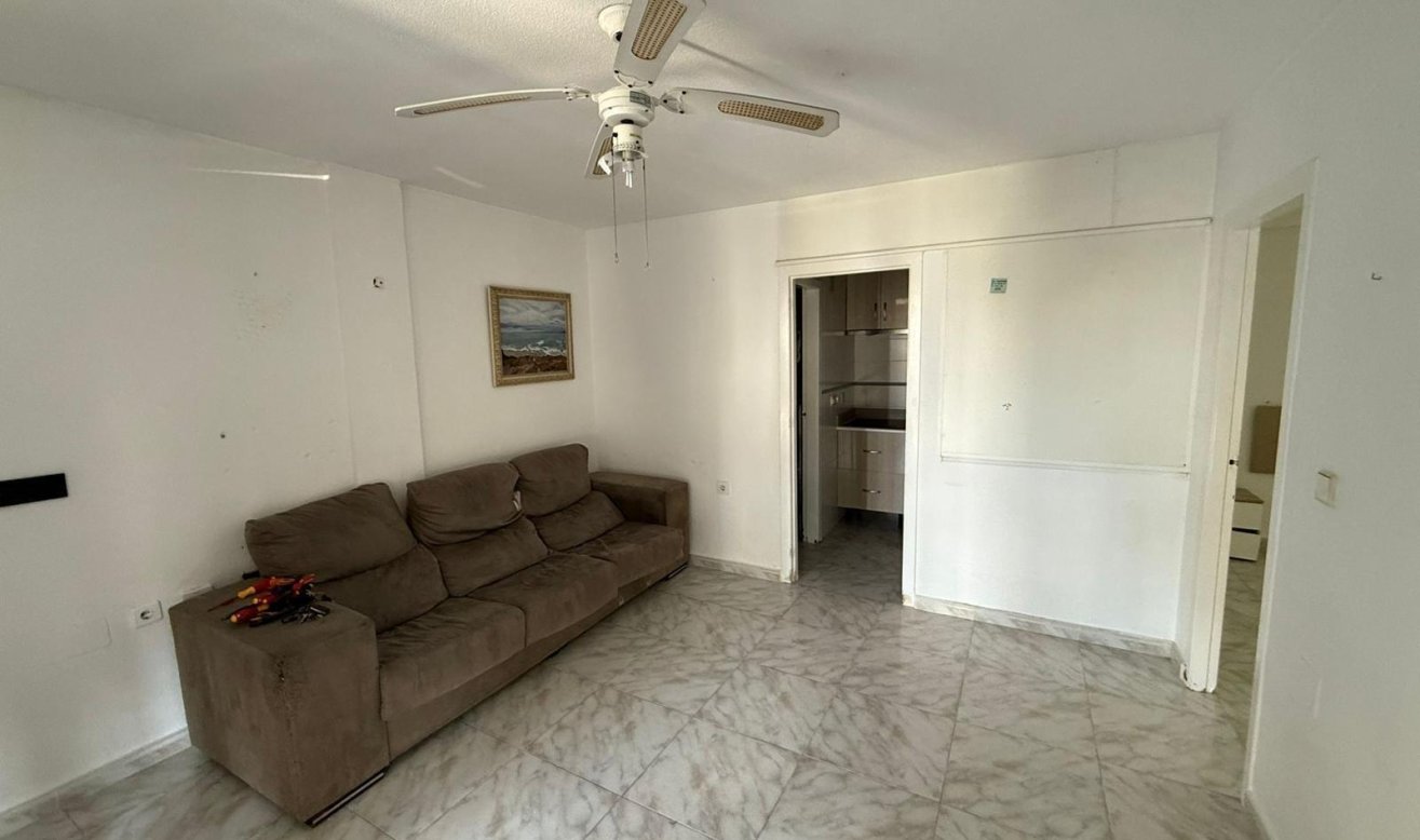 Resale - Terraced house - Torrevieja - Carrefour