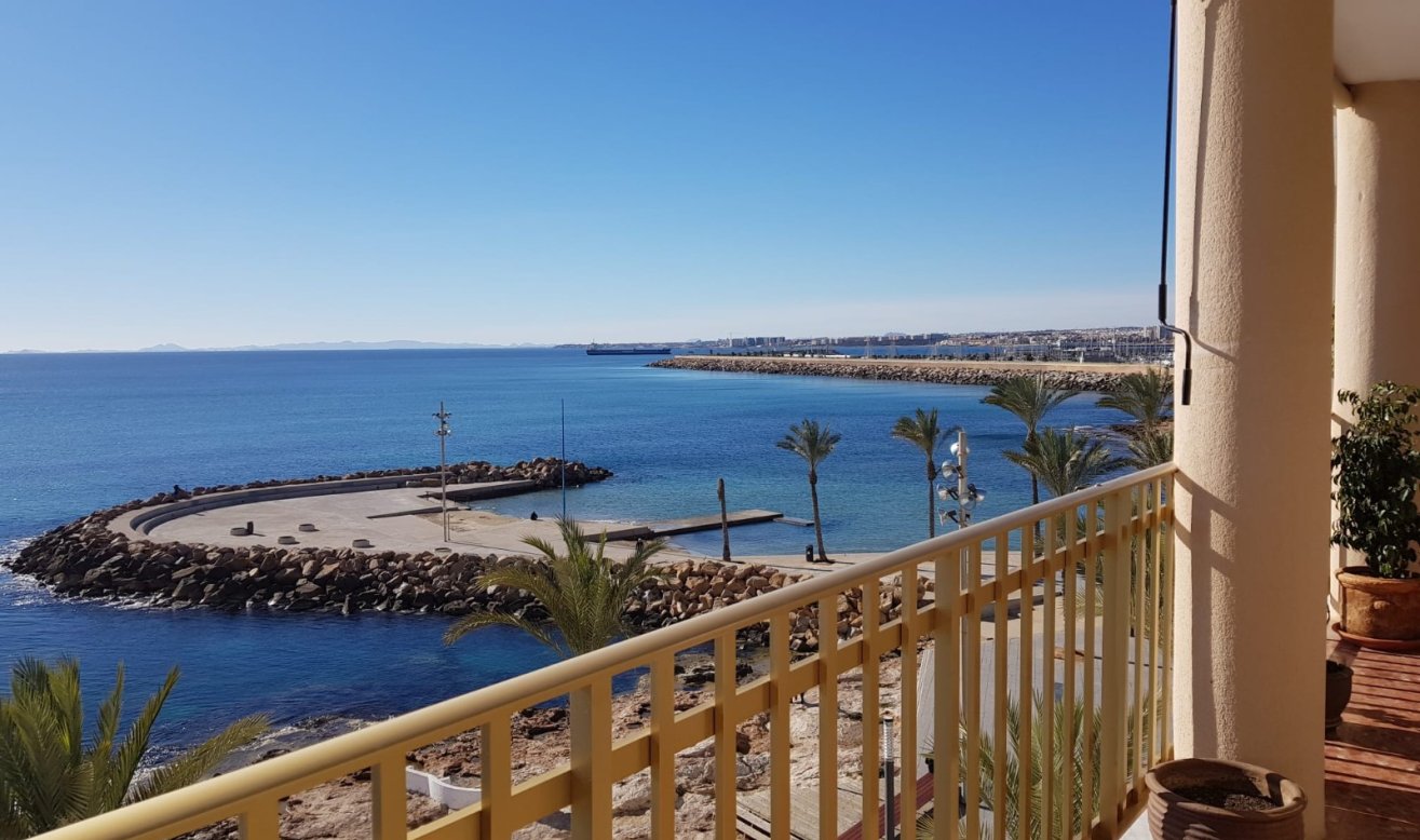 Resale - Apartment / flat - Torrevieja - Playa del Cura
