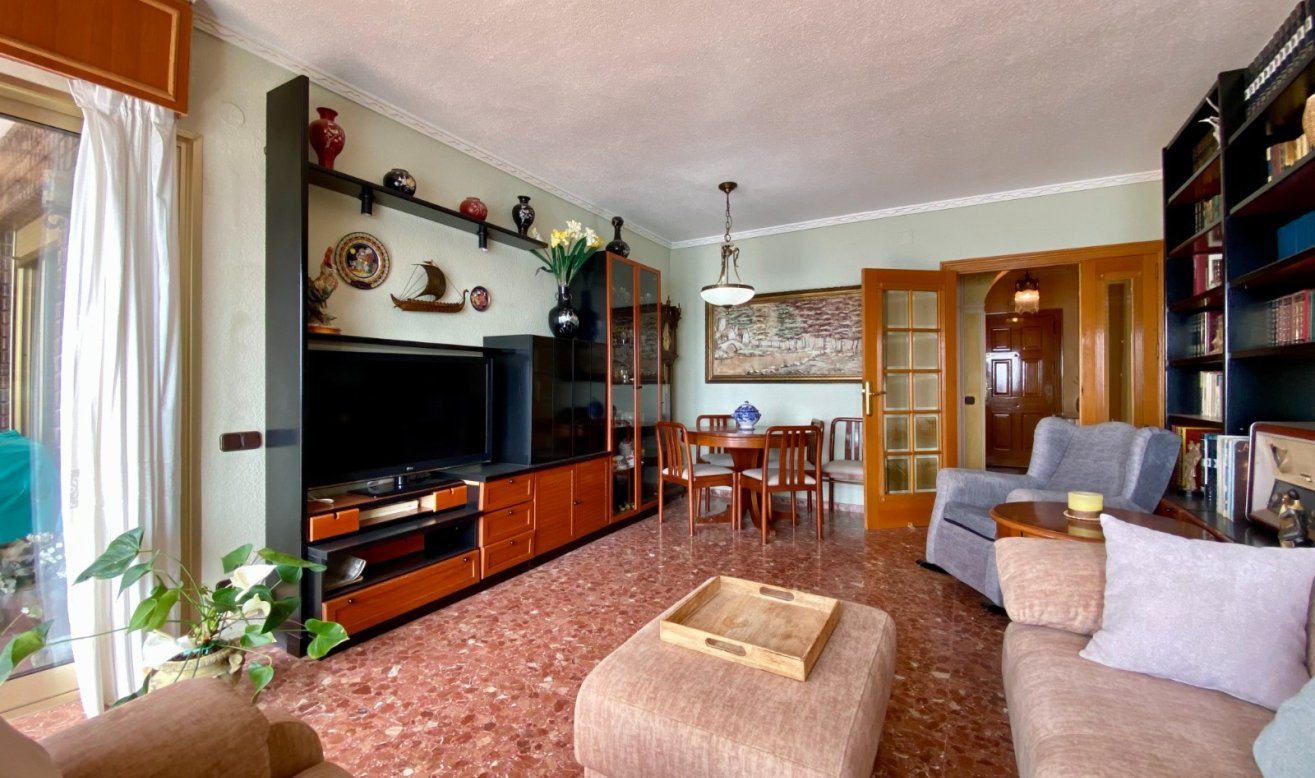 Resale - Apartment / flat - Torrevieja - Playa del Cura