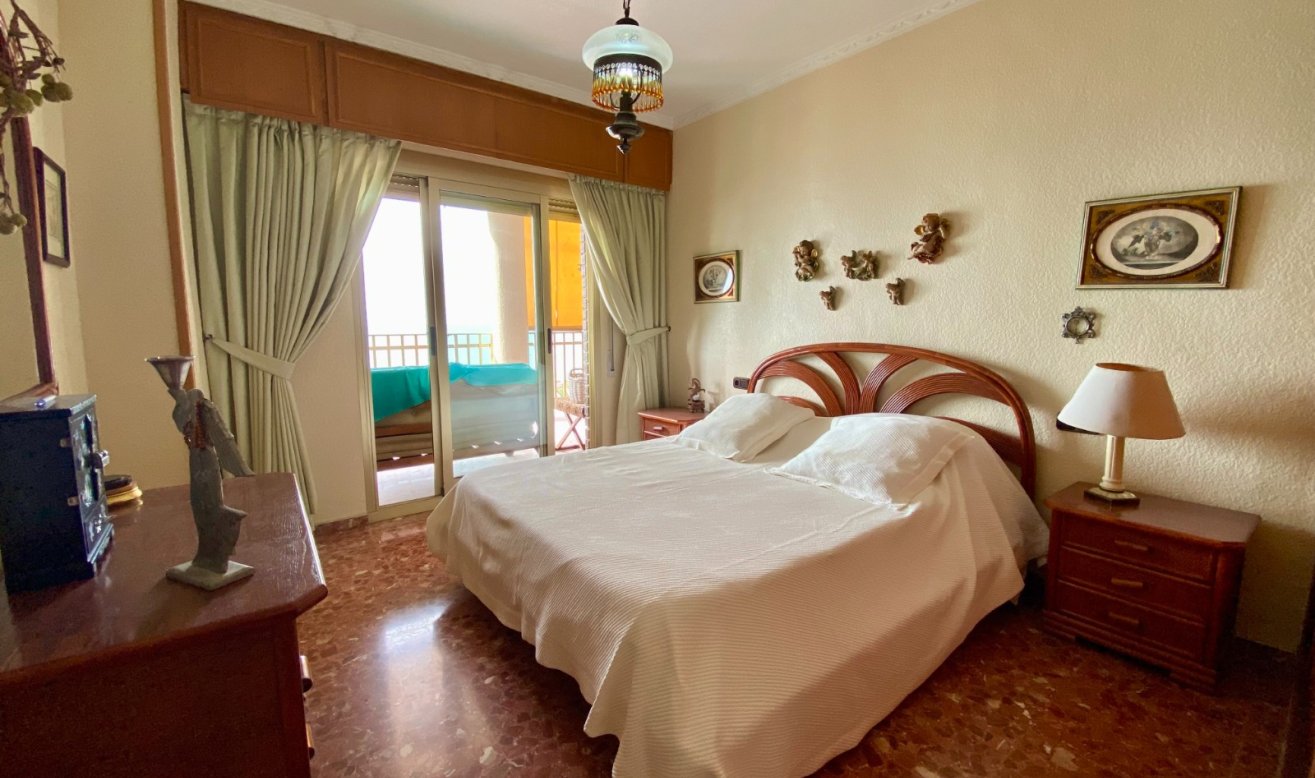 Resale - Apartment / flat - Torrevieja - Playa del Cura