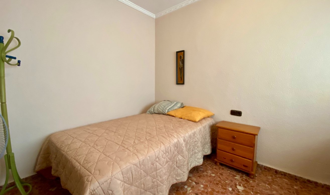 Resale - Apartment / flat - Torrevieja - Playa del Cura