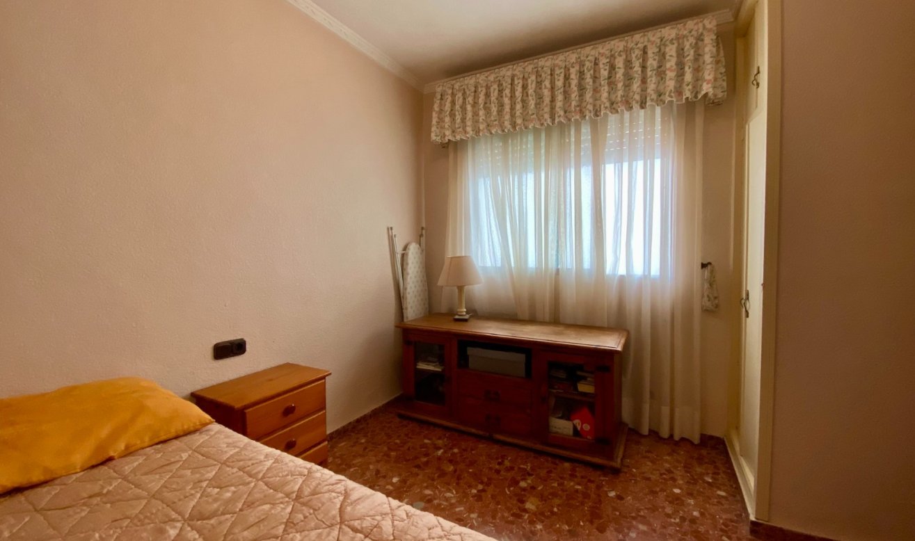 Resale - Apartment / flat - Torrevieja - Playa del Cura