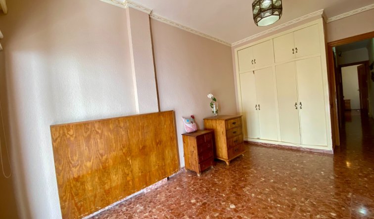 Resale - Apartment / flat - Torrevieja - Playa del Cura
