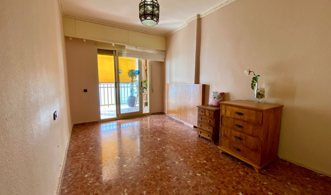 Resale - Apartment / flat - Torrevieja - Playa del Cura