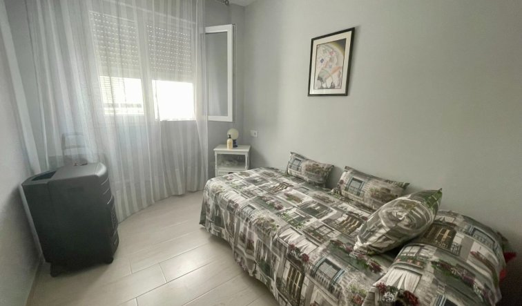 Resale - Apartment / flat - Torrevieja - Playa del Cura
