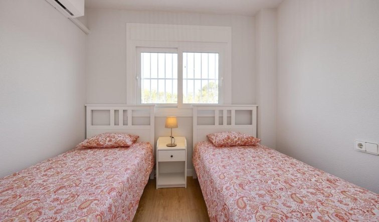 Resale - Apartment / flat - Orihuela Costa - Campoamor