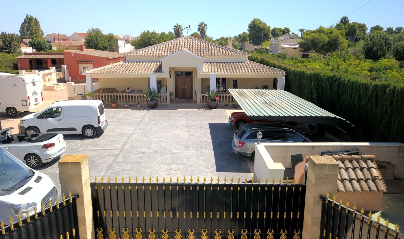 Resale - Country Property - Heredades - Heredades - Country