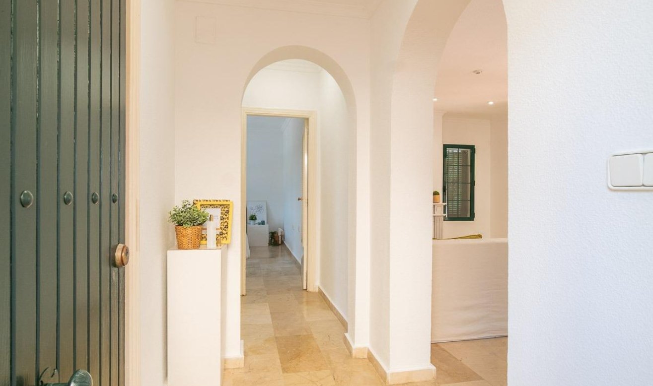 Resale - Villa - Orihuela Costa - Villamartín-Las Filipinas
