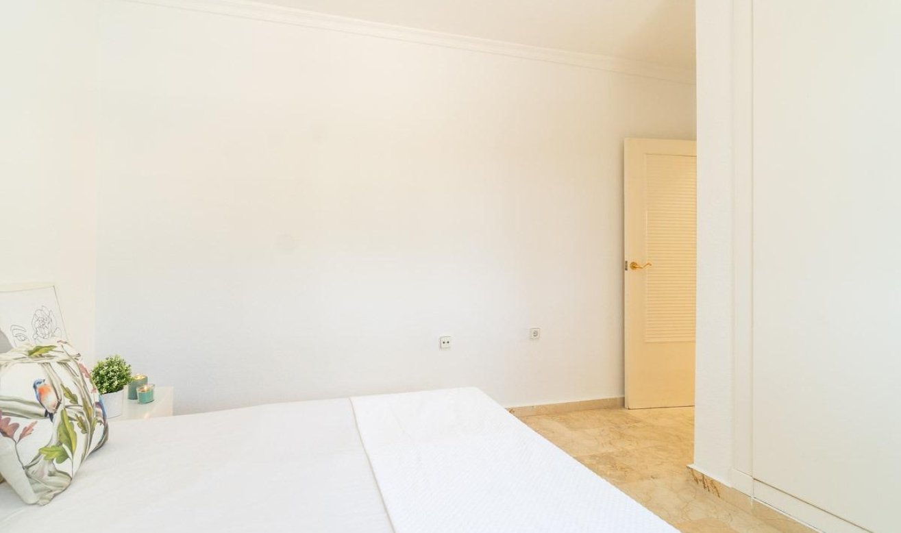 Resale - Villa - Orihuela Costa - Villamartín-Las Filipinas