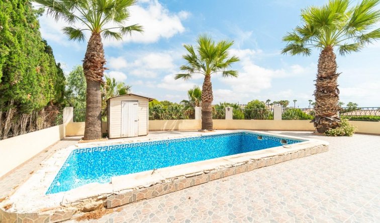 Resale - Villa - Orihuela Costa - Villamartín-Las Filipinas