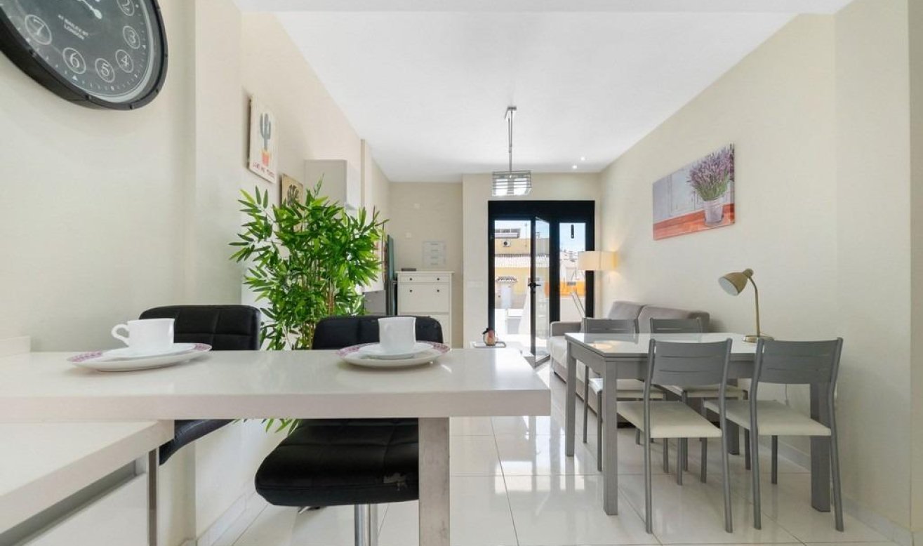 Resale - Apartment / flat - Orihuela Costa - Los Altos
