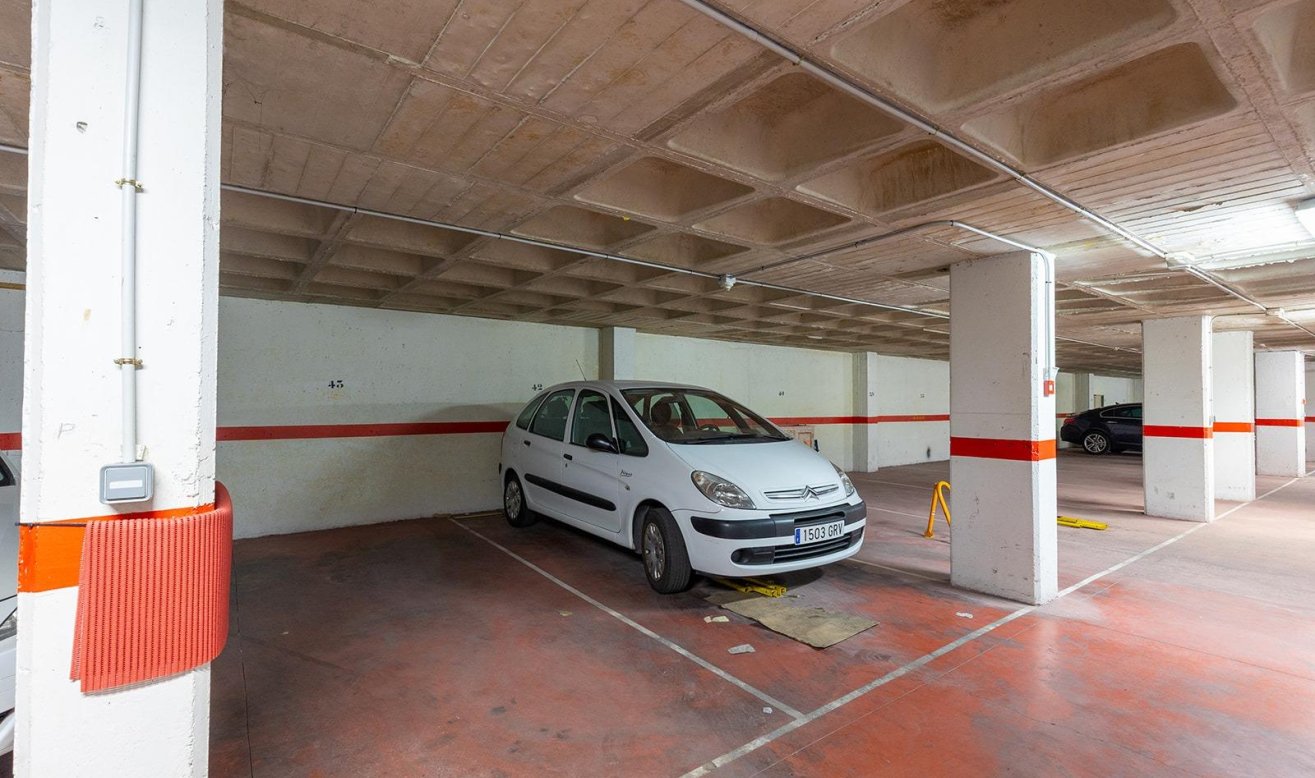 Resale - Apartment / flat - Torrevieja - Estacion de autobuses