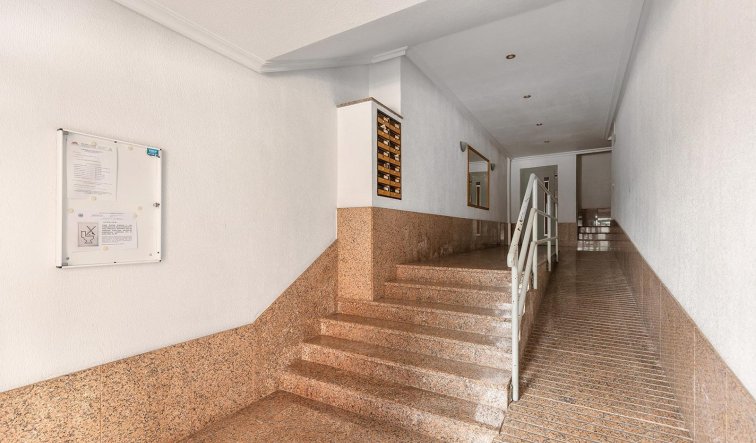 Resale - Flat - Torrevieja - Centro