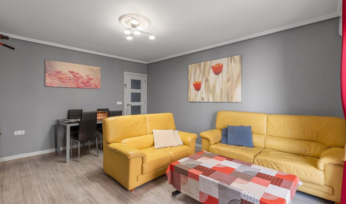 Resale - Flat - Torrevieja - Centro