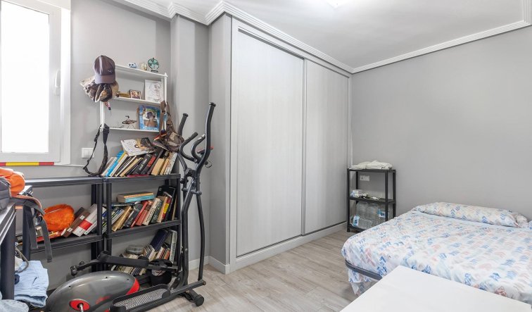 Resale - Flat - Torrevieja - Centro