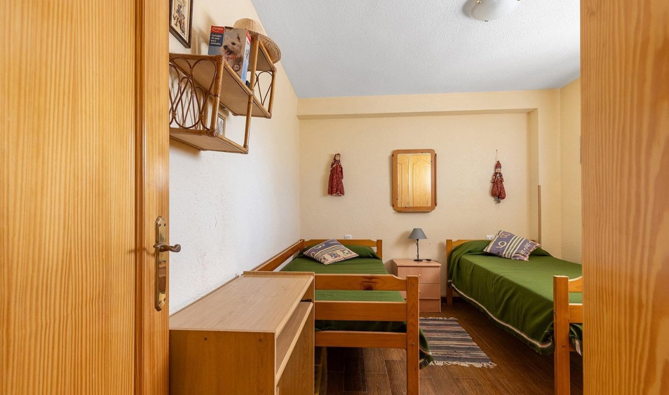 Resale - Apartment / flat - Guardamar del Segura - Urb. pinomar