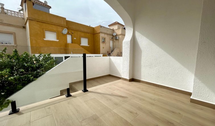 Resale - Apartment / flat - San Miguel de Salinas - Las filipinas