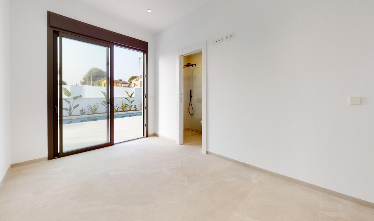 Obra nueva - Villa - Los Alcazares - Serena Golf