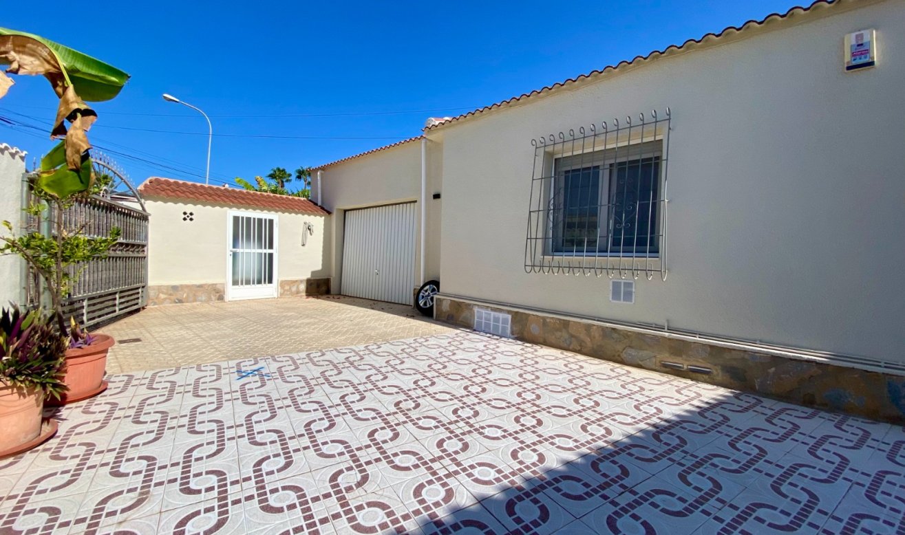 Revente - Villa - Ciudad Quesada