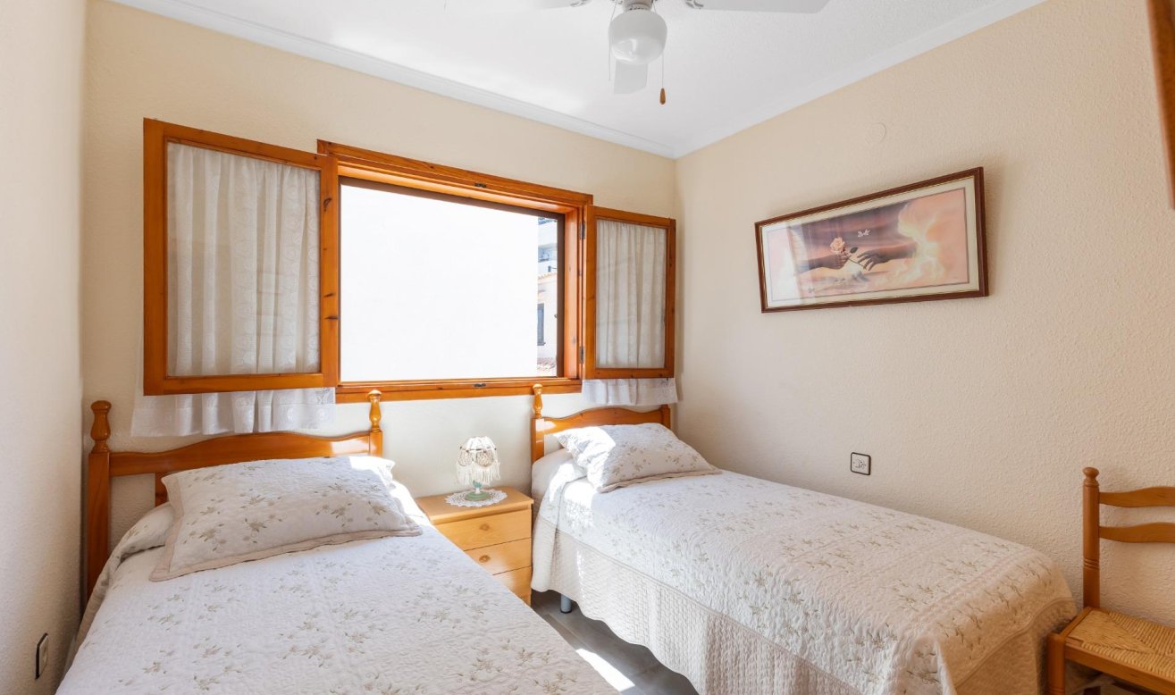 Resale - Villa - Torrevieja - Torreblanca