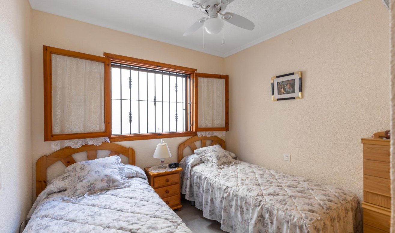 Resale - Villa - Torrevieja - Torreblanca
