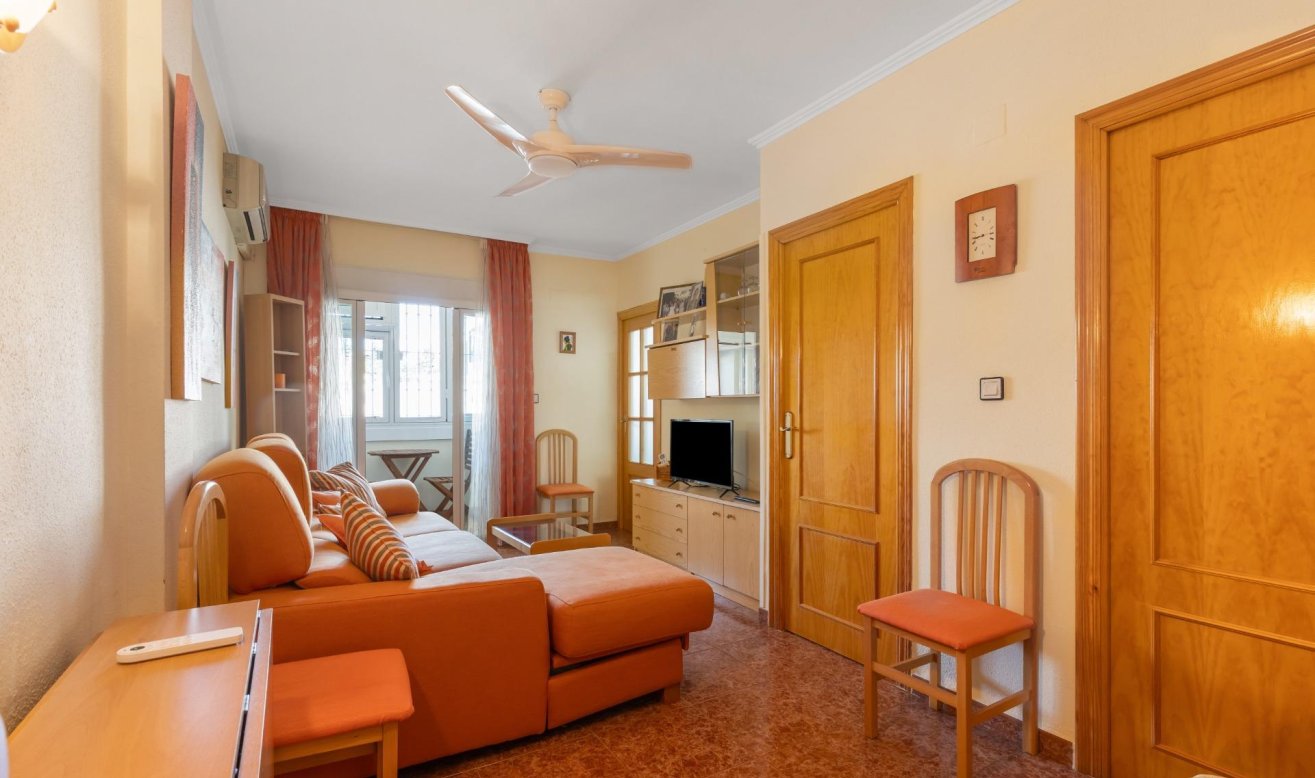 Resale - Flat - Torrevieja - Playa de los locos