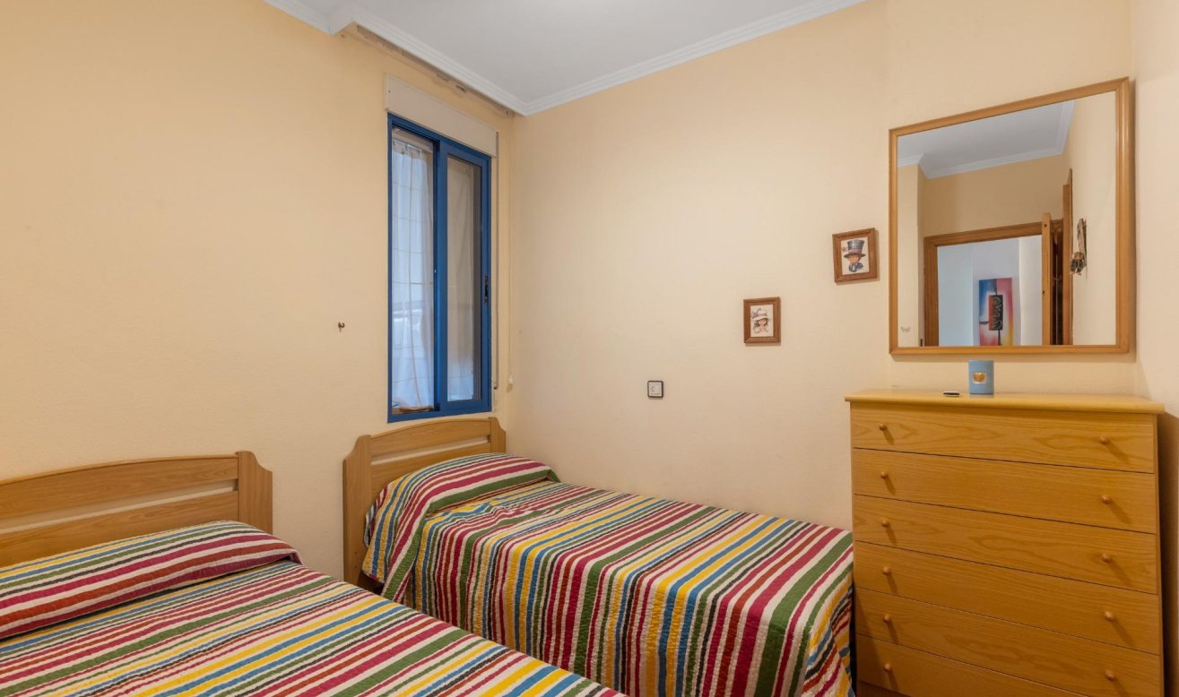Resale - Flat - Torrevieja - Playa de los locos