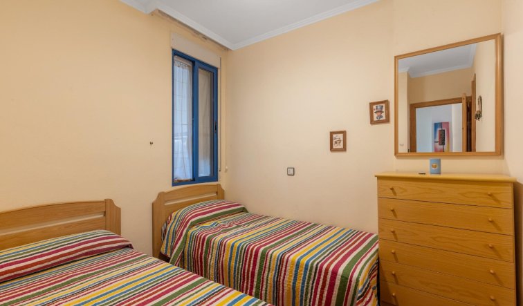 Resale - Flat - Torrevieja - Playa de los locos