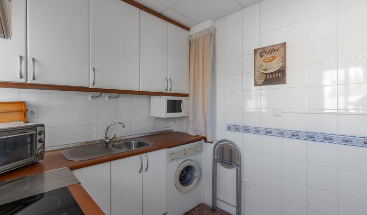 Resale - Flat - Torrevieja - Playa de los locos