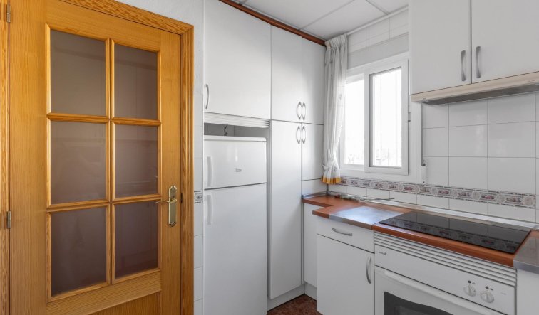 Resale - Flat - Torrevieja - Playa de los locos