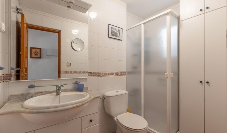 Resale - Flat - Torrevieja - Playa de los locos