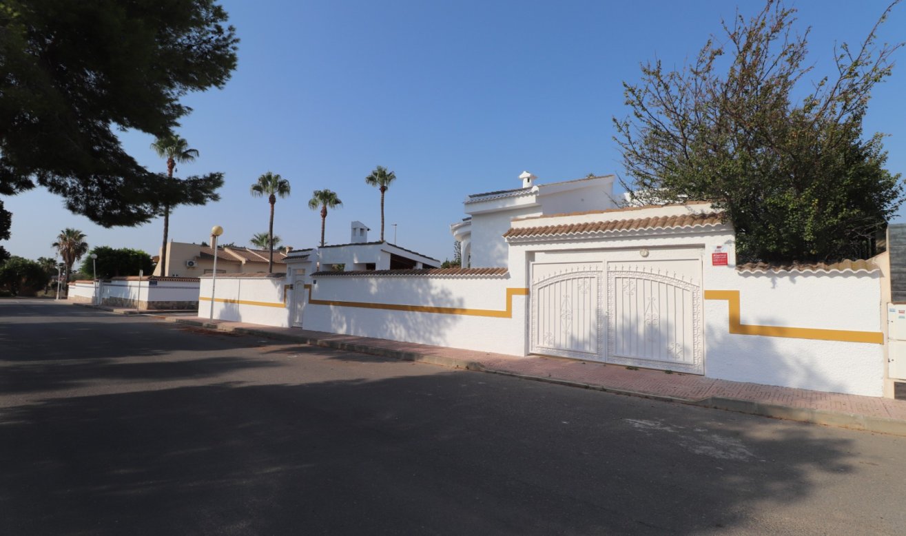 Resale - Detached Villa - Ciudad Quesada - Doña Pepa