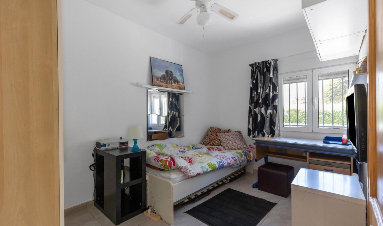 Resale - Bungalow - Torrevieja - El chaparral