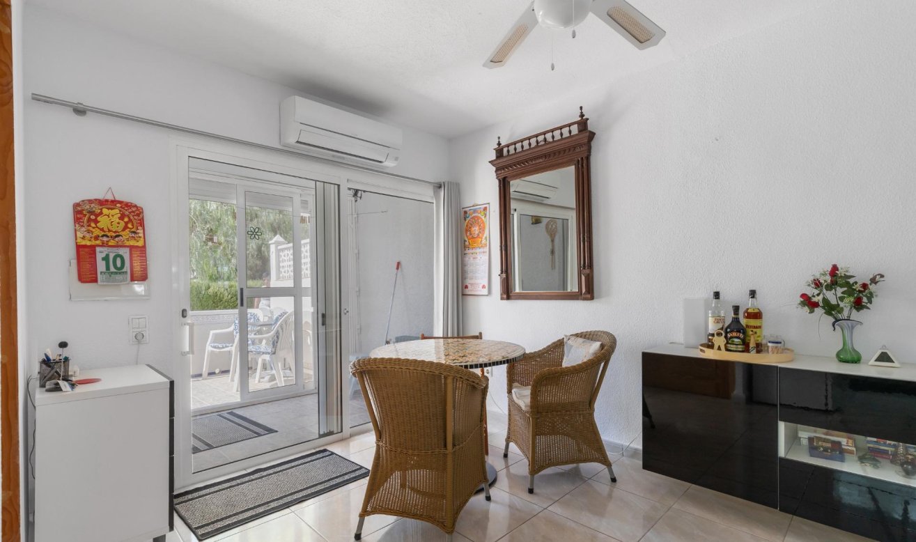 Resale - Bungalow - Torrevieja - El chaparral