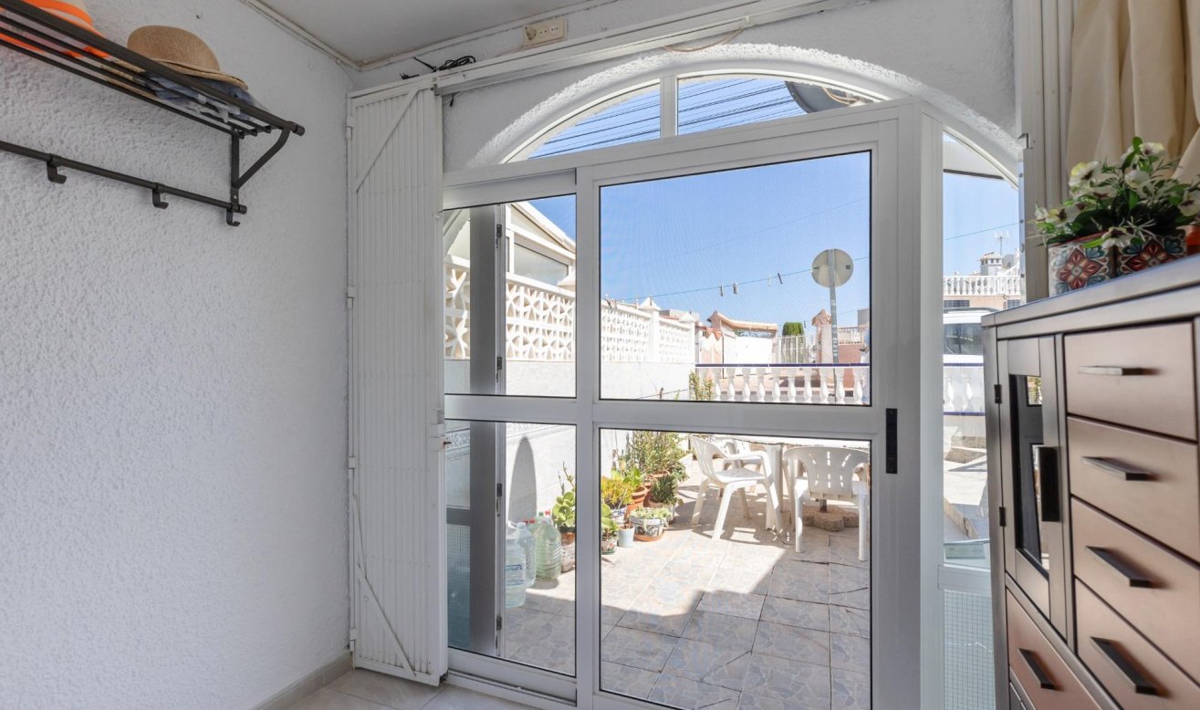 Resale - Bungalow - Torrevieja - El chaparral