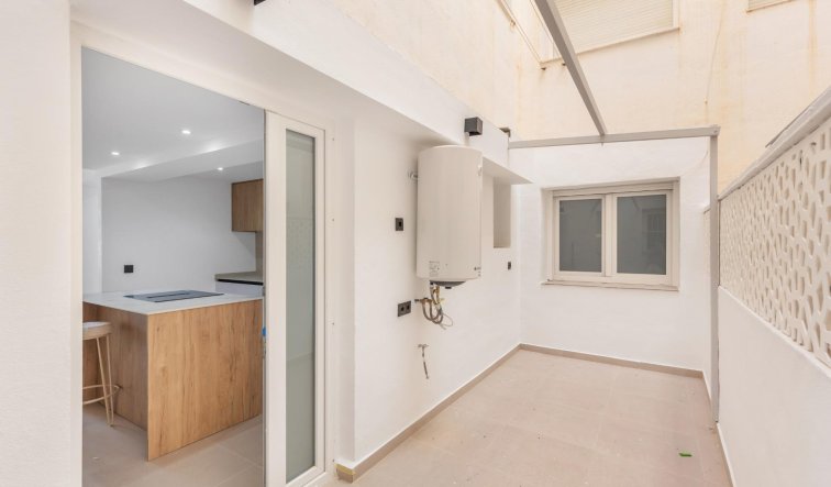 Reventa - Flat - Torrevieja - La Mata pueblo