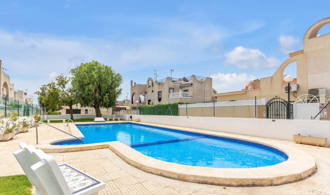 Reventa - Terraced house - Torrevieja - Carrefour