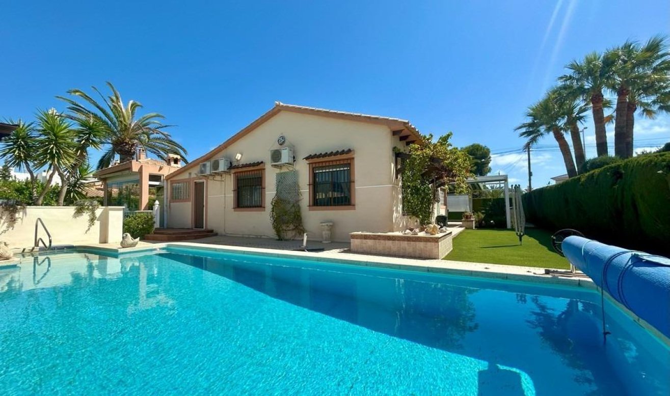 Reventa - Villa - Orihuela Costa - Cabo Roig