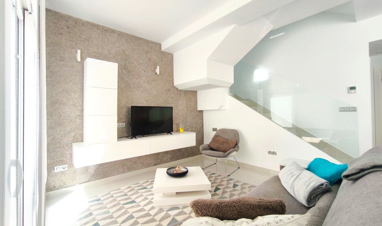 Reventa - Villa - Rojales - Pueblo bravo