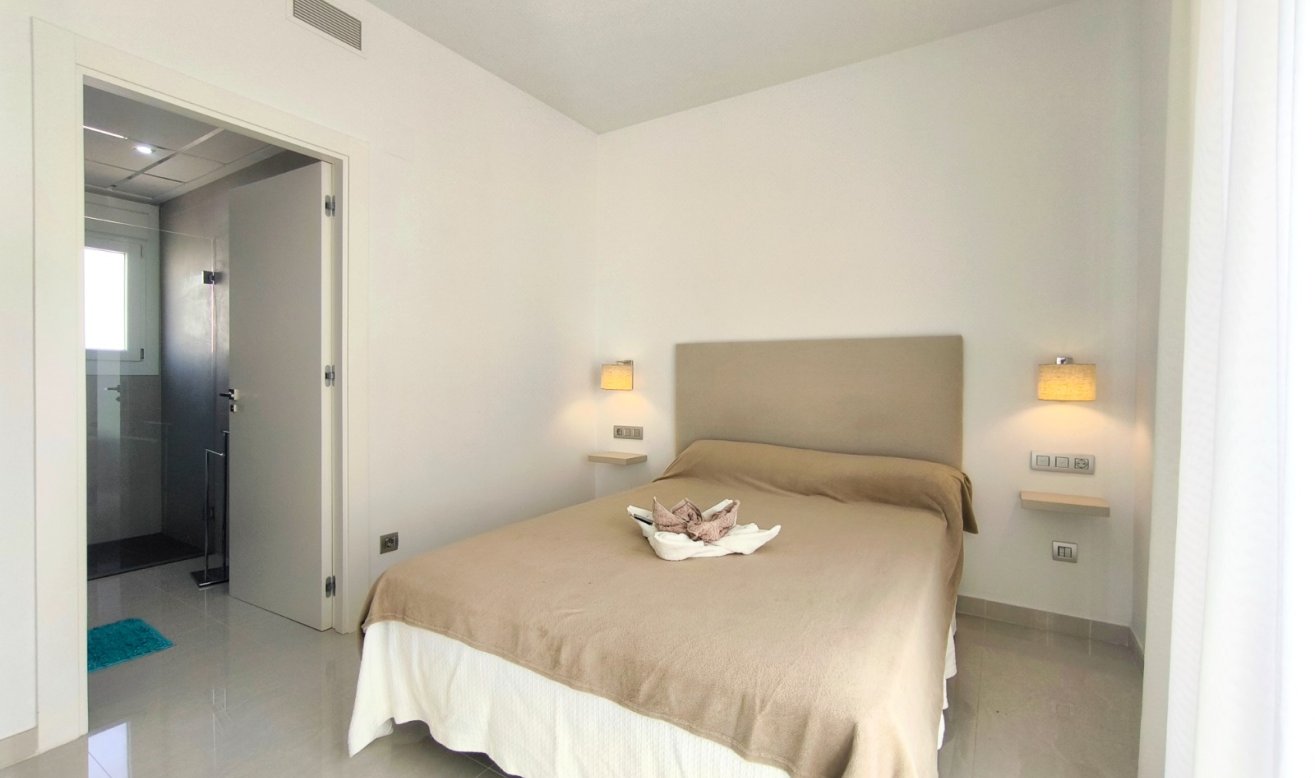 Reventa - Villa - Rojales - Pueblo bravo