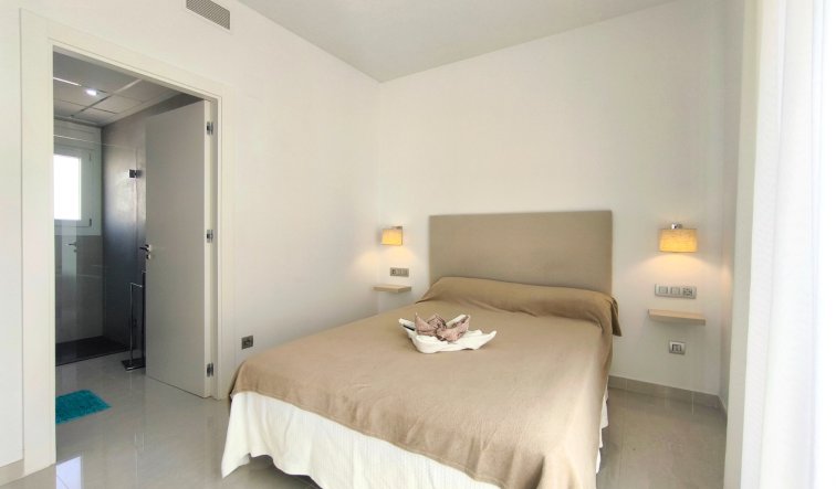 Reventa - Villa - Rojales - Pueblo bravo