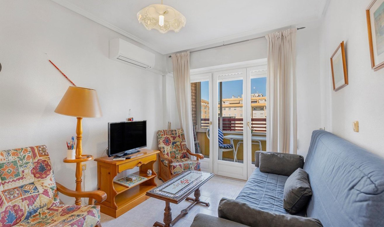 Reventa - Apartamento / piso - Torrevieja - Centro