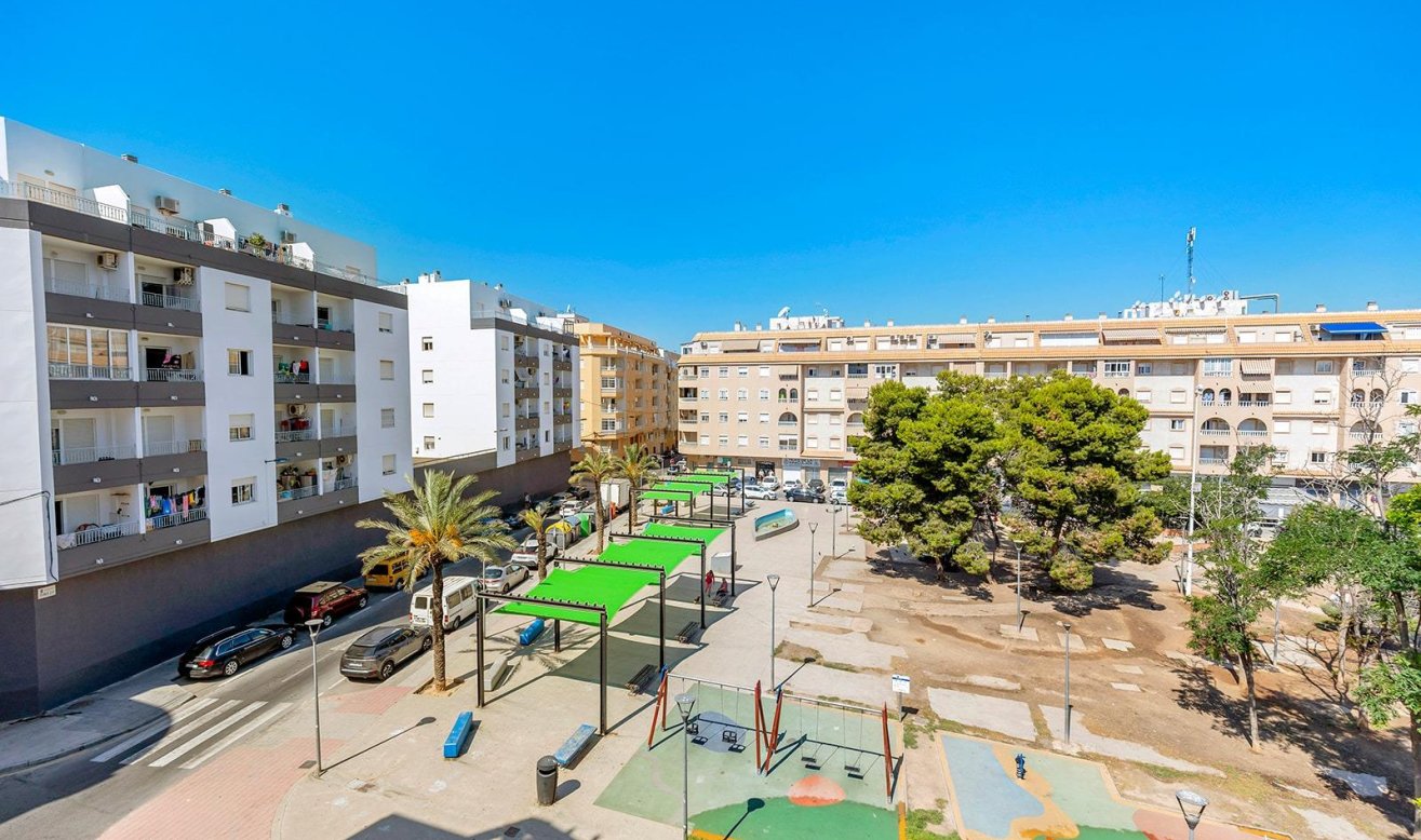 Reventa - Apartamento / piso - Torrevieja - Centro