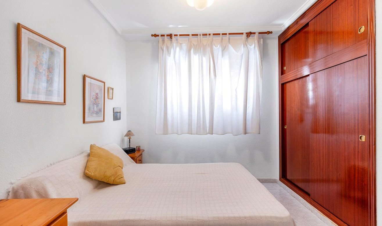 Reventa - Apartamento / piso - Torrevieja - Centro