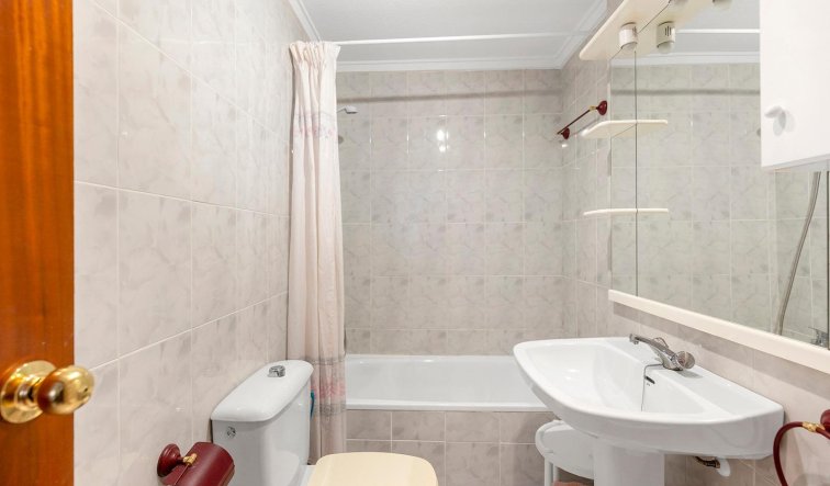 Reventa - Apartamento / piso - Torrevieja - Centro