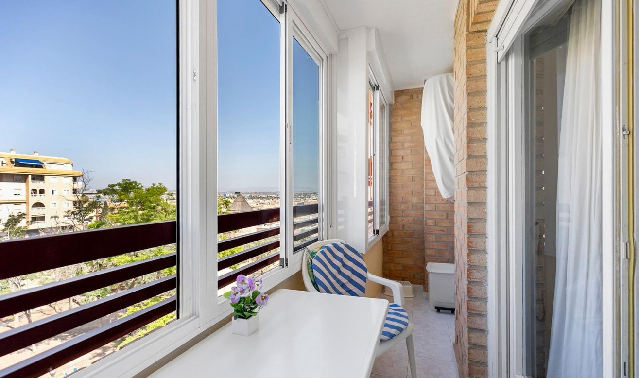 Reventa - Apartamento / piso - Torrevieja - Centro