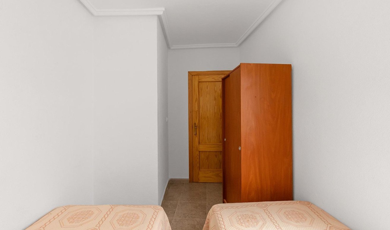 Reventa - Apartamento / piso - Torrevieja - Centro